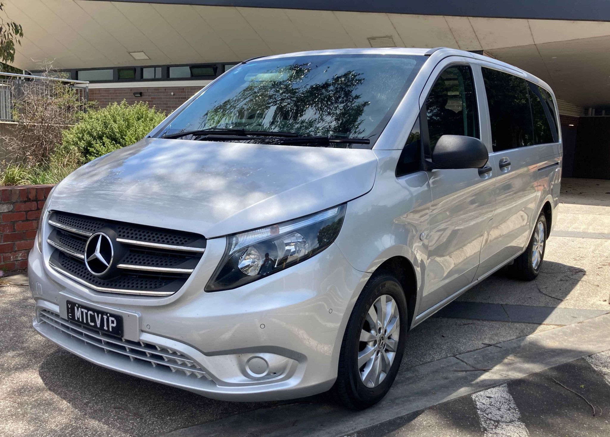 7 seater Mercedes Valente