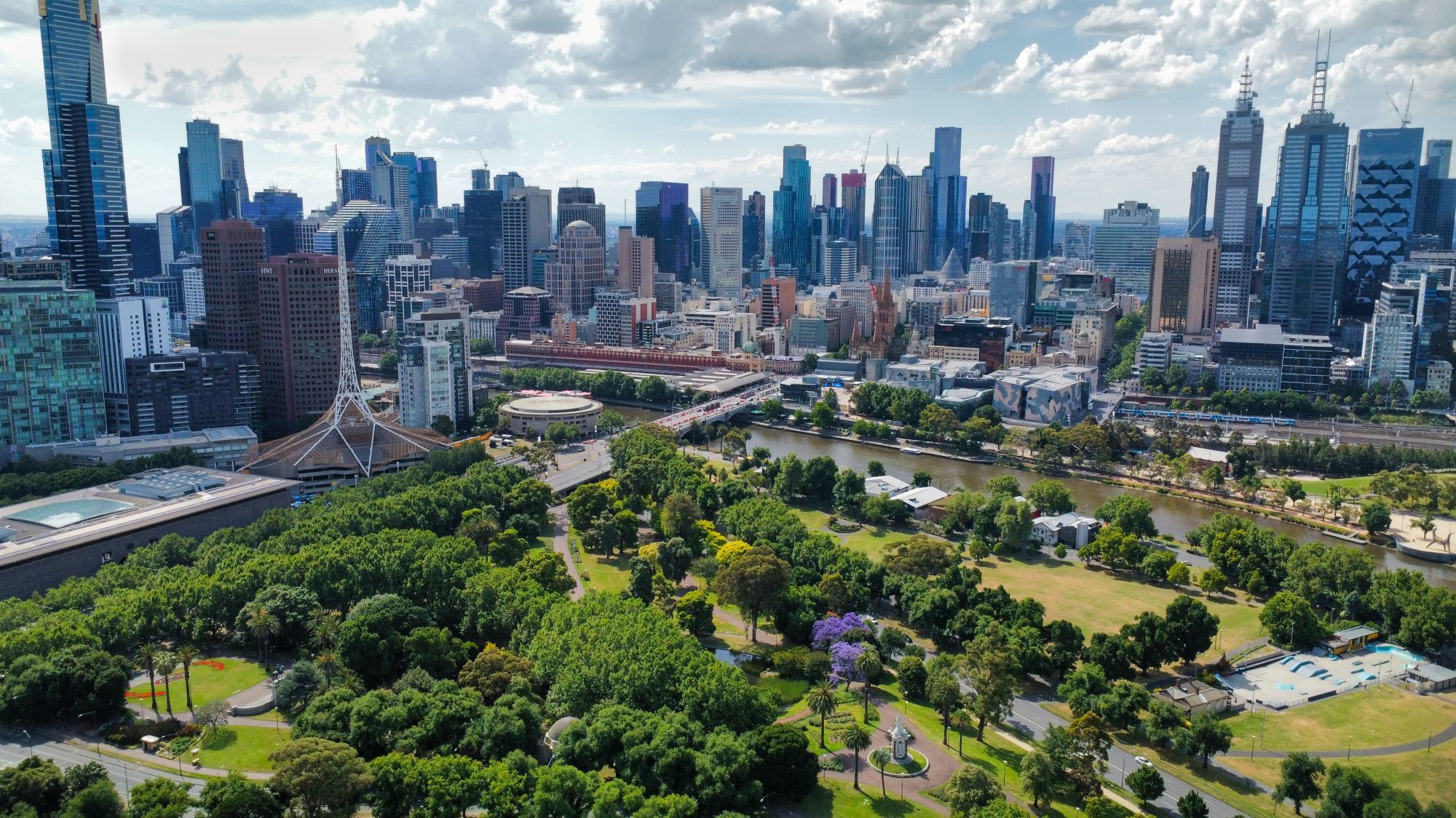 Melbourne City Private Tours: Laneways, Culture & Exclusive Day Trips